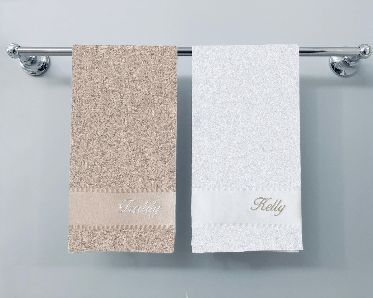 Serviette de bain brodée personnalisée : serviette monogrammée sur mesure