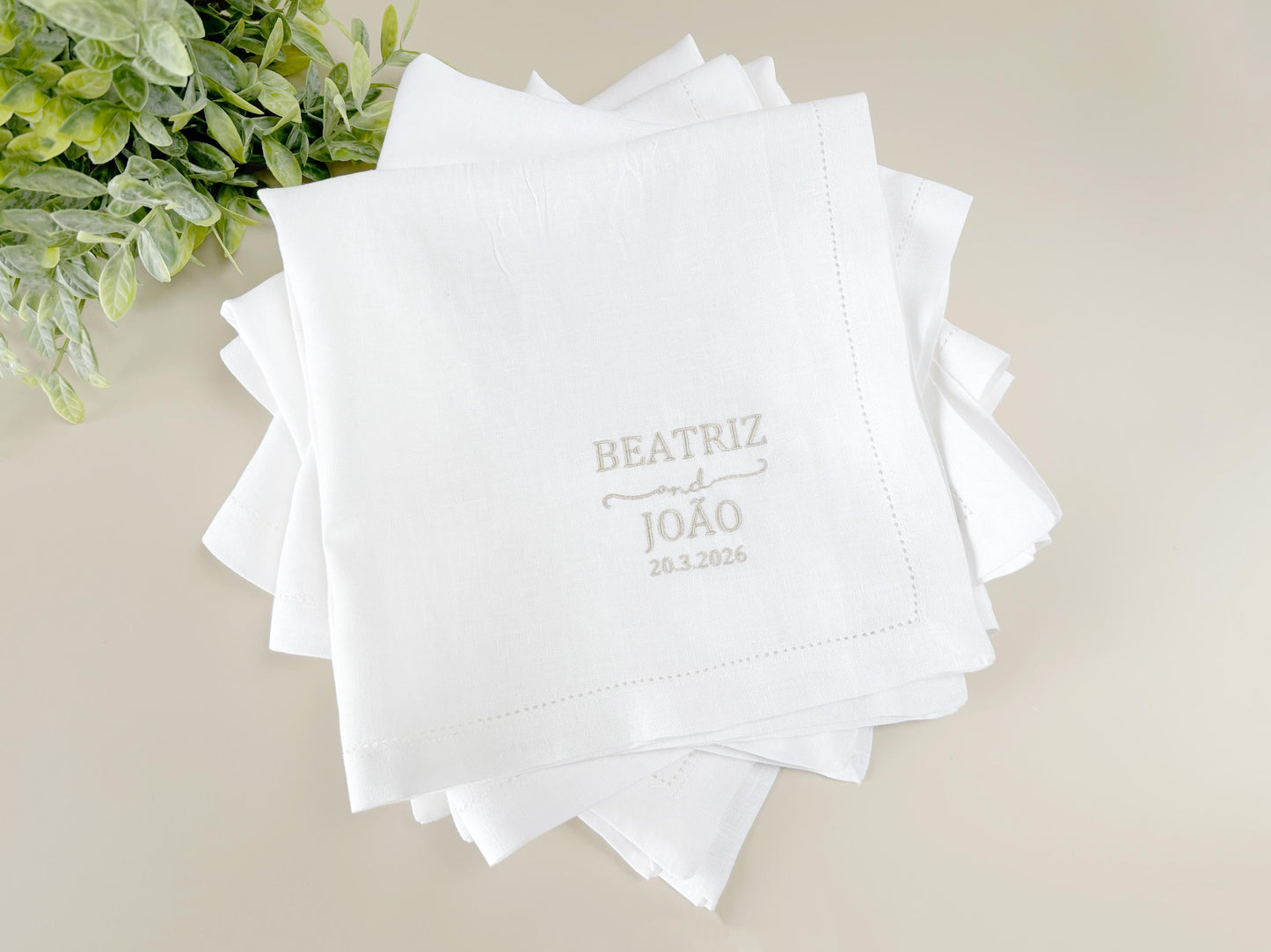 Wedding napkin table place names Personalized linen with embroidered monogram, engagements & elegant table settings