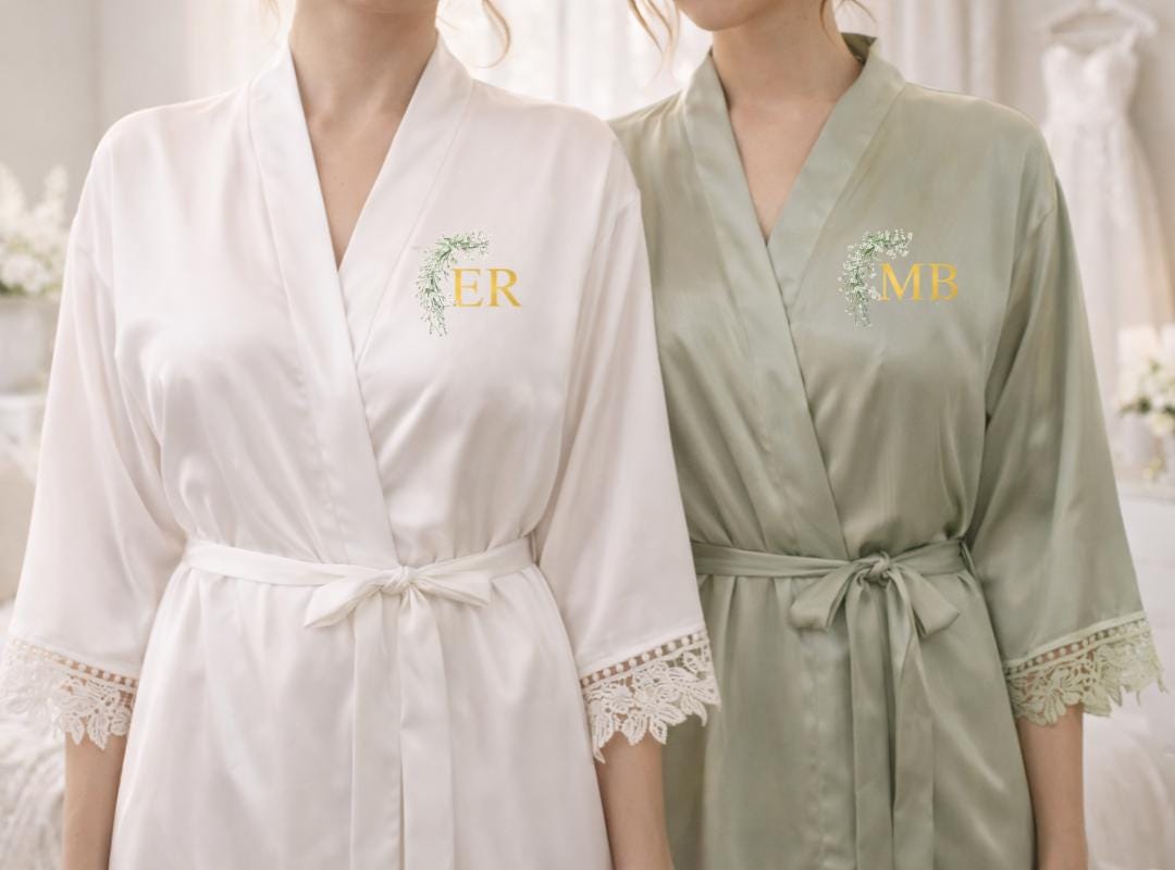 Personalized Satin Bridesmaid Robe, Lace Sleeve Wedding Dressing Gown