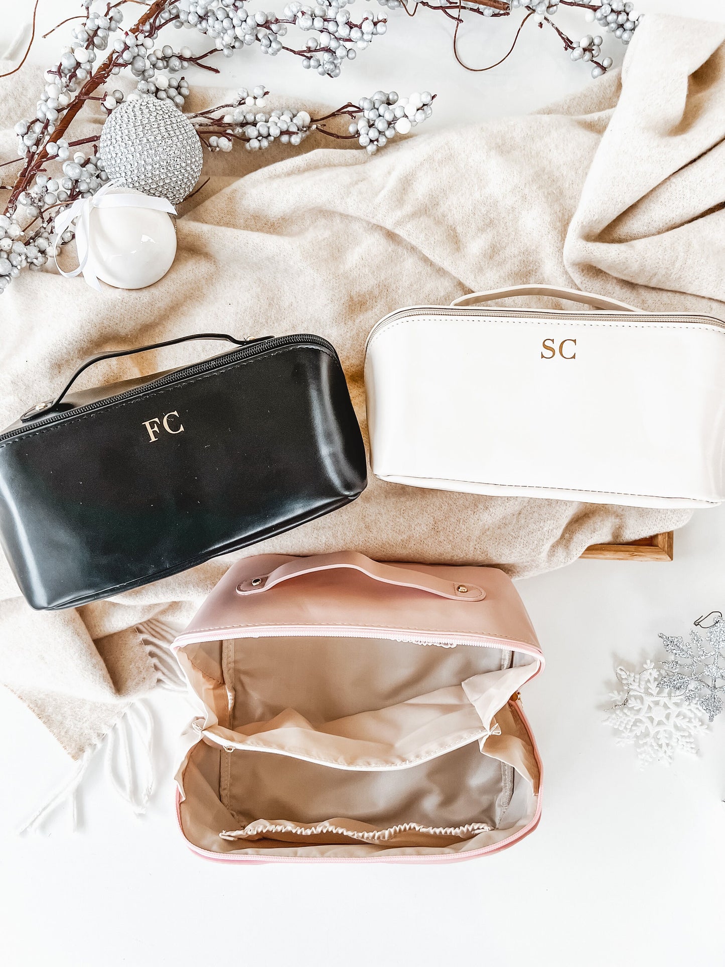 Personalized Christmas Cosmetic Bag: Travel Toiletry Case, Custom Name Gift