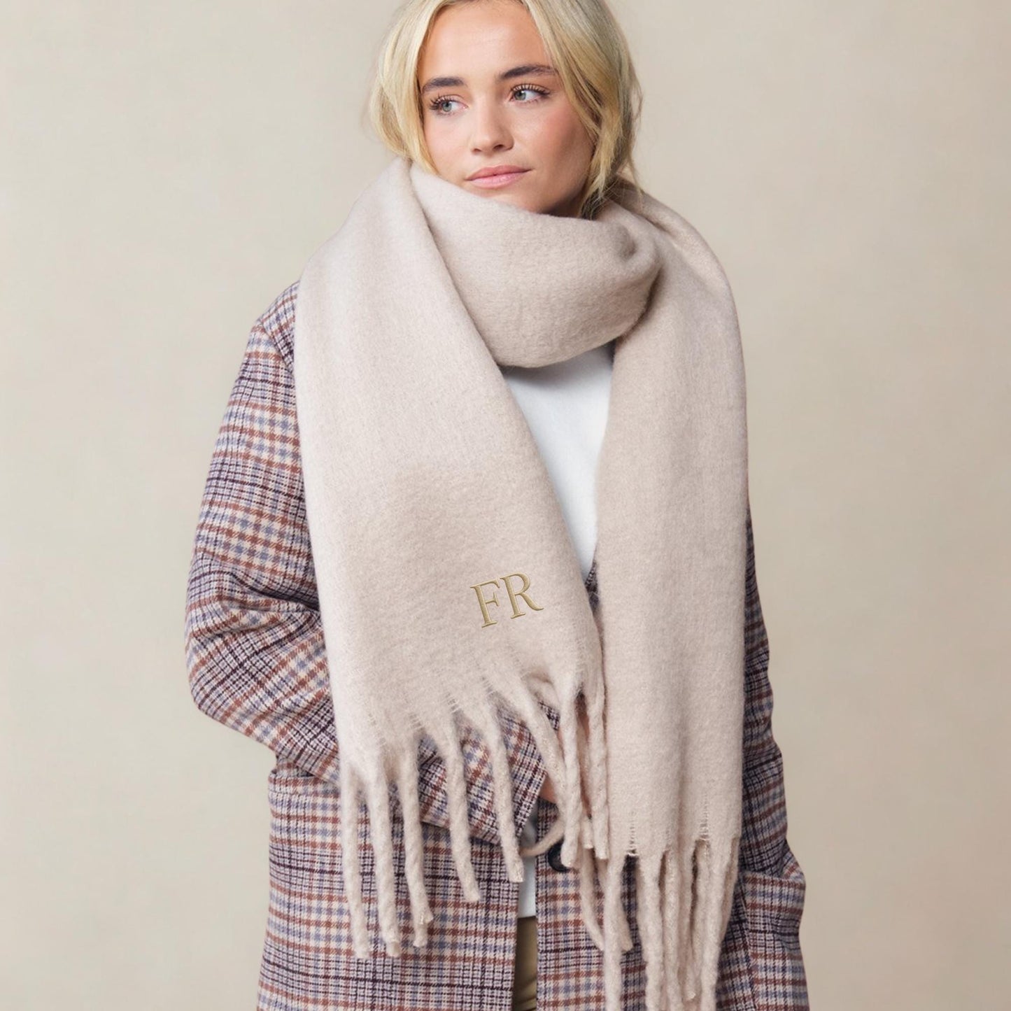 Personalized Oversized Fluffy Scarf – Embroidered Winter Accessory