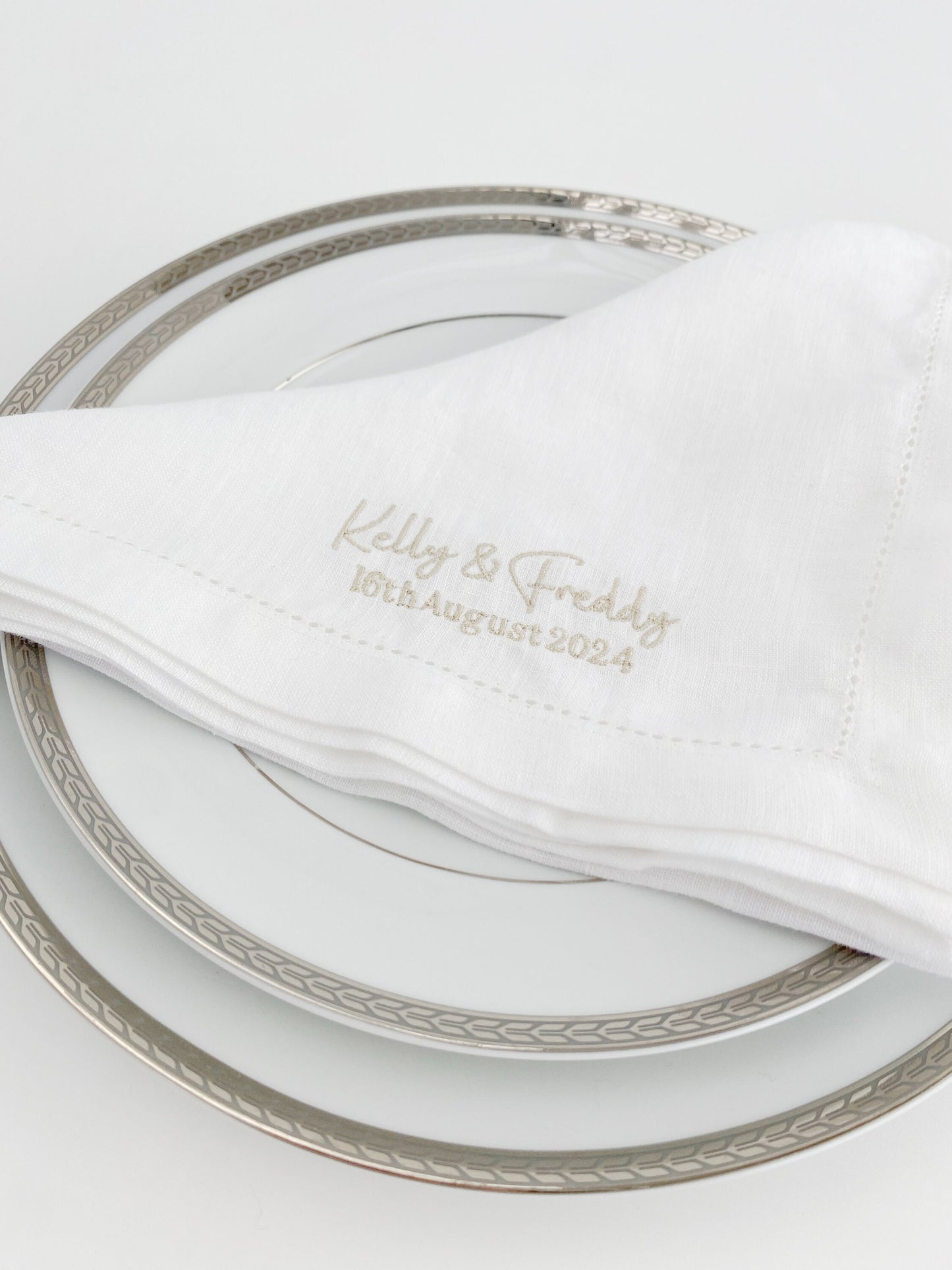 Custom Linen Napkin with Embroidered Monogram | Ideal for Weddings, engagements and Housewarming Gifts