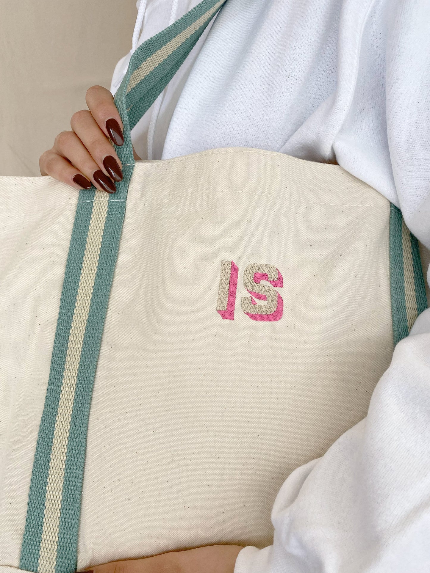 Embroidered Logo Tote: Custom Organic Cotton Canvas Boat Bag